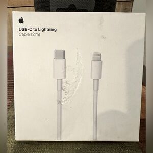 Apple USB-C to Lightning Cable - 2m New In Box - Cable Length: 2 meter or 6 feet